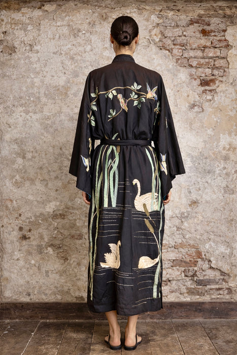 Plume, 40s silk embroidered Japanese Kimono