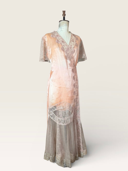 Patina, 30s peach silk and lace tulle belted wrap over dress/robe