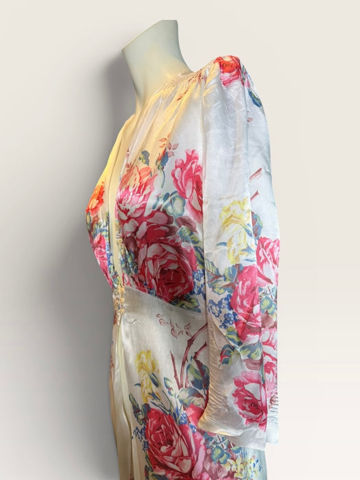 Hay, 1930s silk floral robe with front buttons