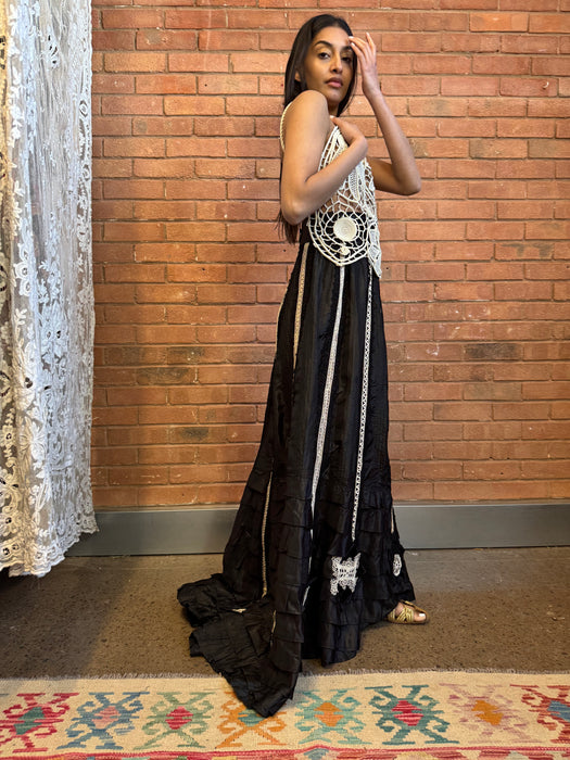 Frida, Victorian monochrome dress