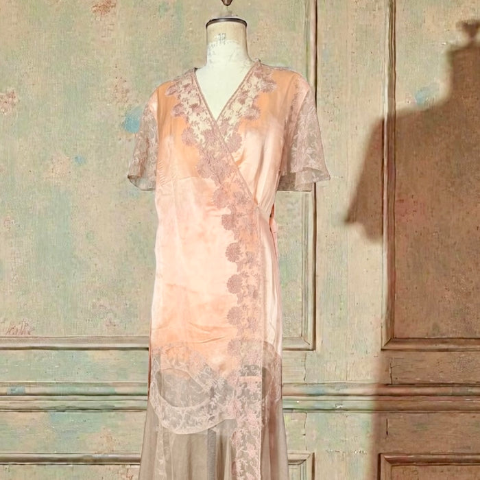 Patina, 30s peach silk and lace tulle belted wrap over dress/robe