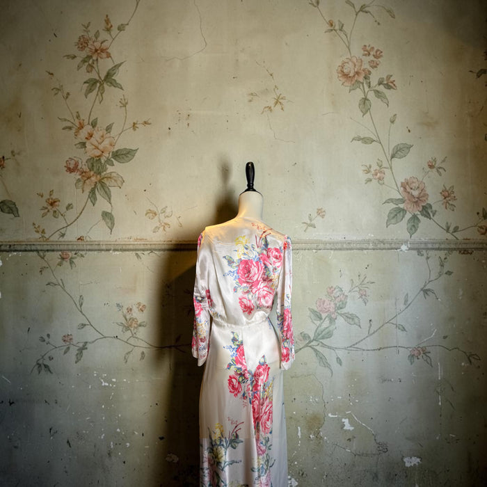 Hay, 1930s silk floral robe with front buttons