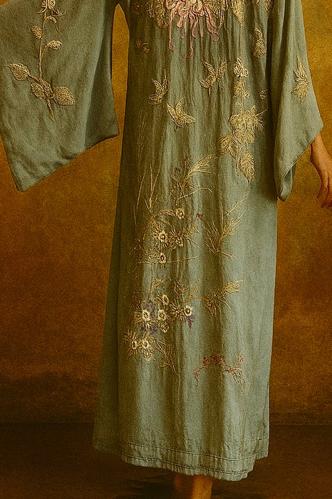 Flynn, 40s pale blue embroidered kimono