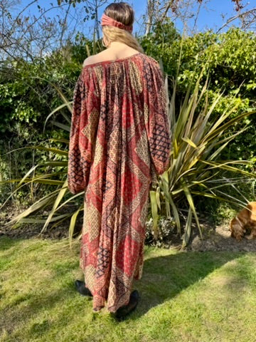 Bougie, 70s Indian cotton block print dress