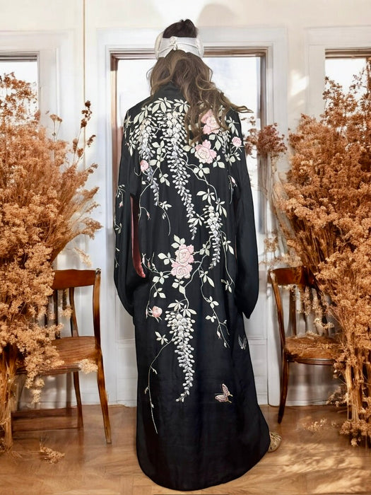 Alia, 40s Japanese embroidered silk kimono