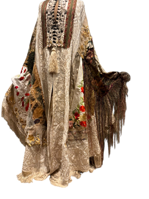 Donna, Reworked 40s Kashmiri embroidered patchwork fringed cape
