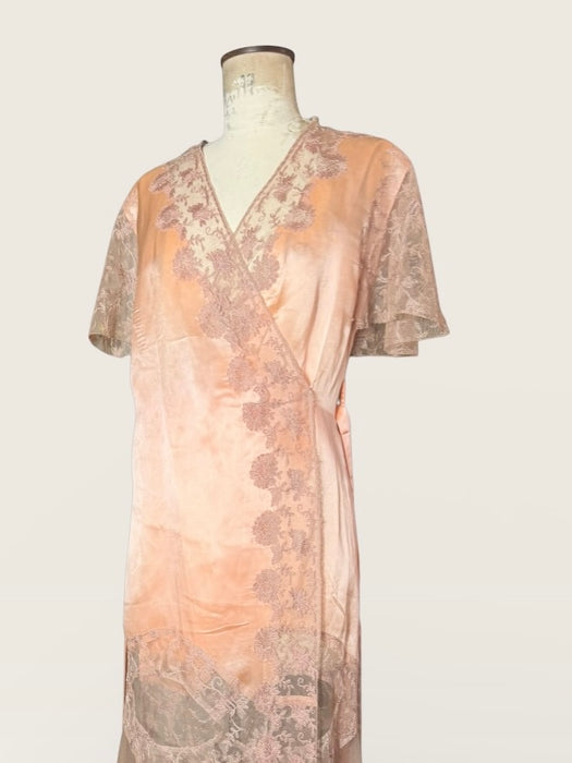 Patina, 30s peach silk and lace tulle belted wrap over dress/robe