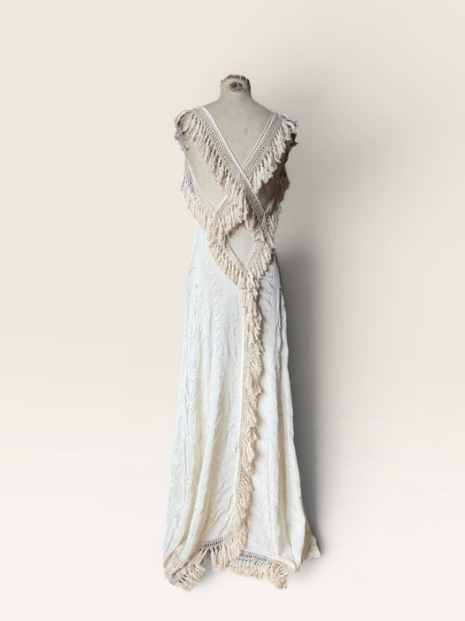 Odette, reworked 20s cream silk embroidered piano shawl