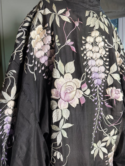 Chi, 1940s dark brown silk Japanese embroidered floral kimono