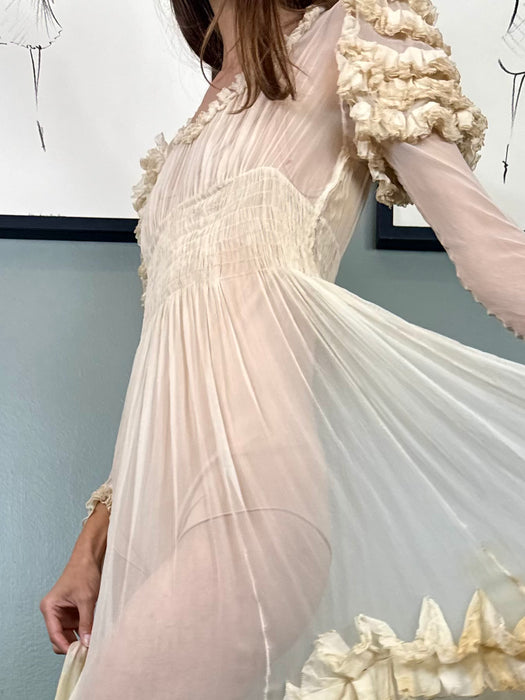 Yana, original 30s cream gown