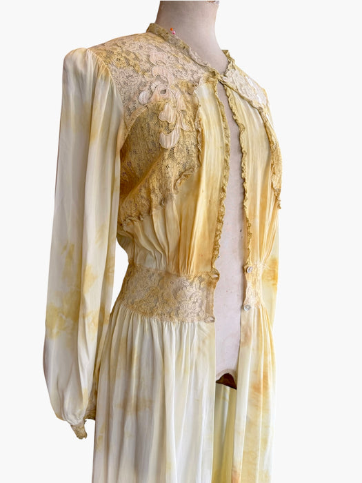 Barley, hand dyed 30s silk and lace robe