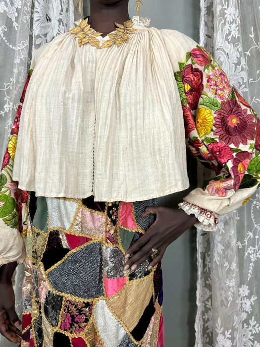 Elio, Hungarian 40s cotton embroidered blouse