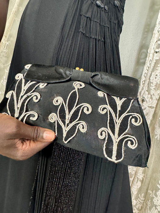Attia, 40s beaded tassel clutch bag