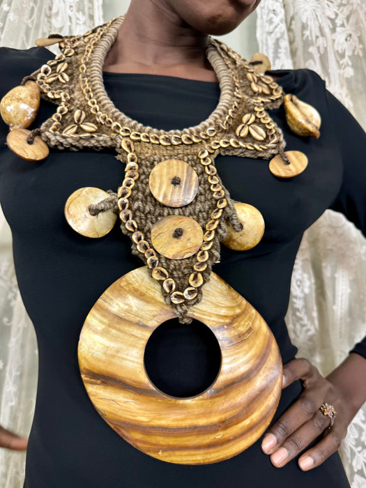 Reade, African vintage shell necklace