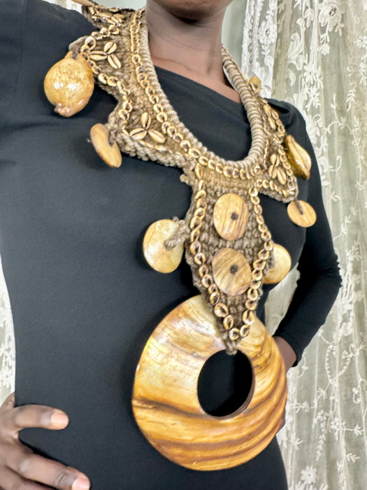 Reade, African vintage shell necklace