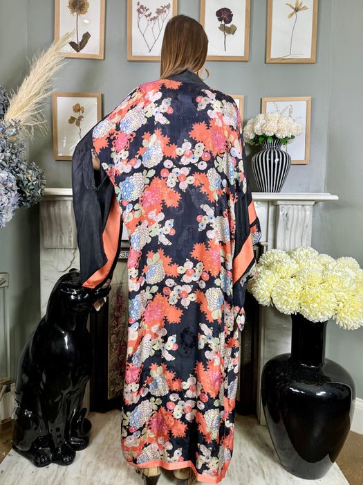 Lavinia, 40s silk pongee floral kimono