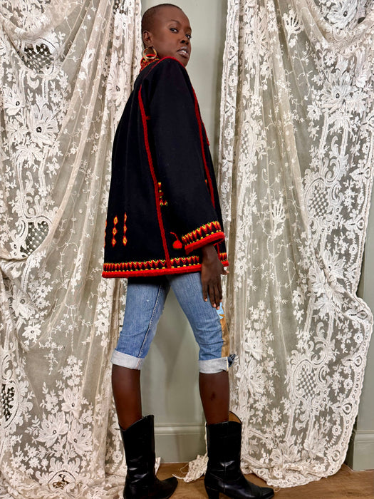 Vista, Guatemalan 70s embroidered jacket