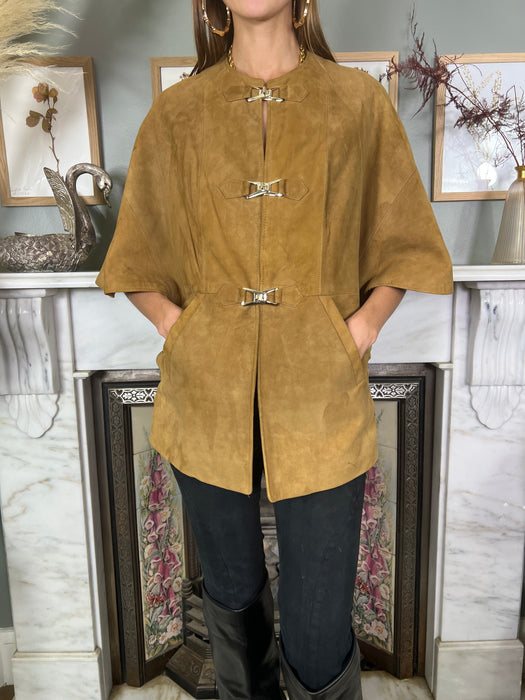 Olivia, 70s camel suede jacket