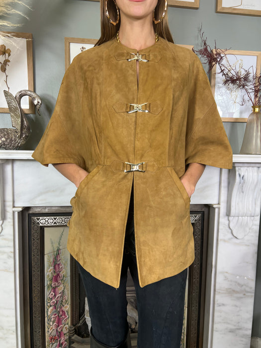 Olivia, 70s camel suede jacket