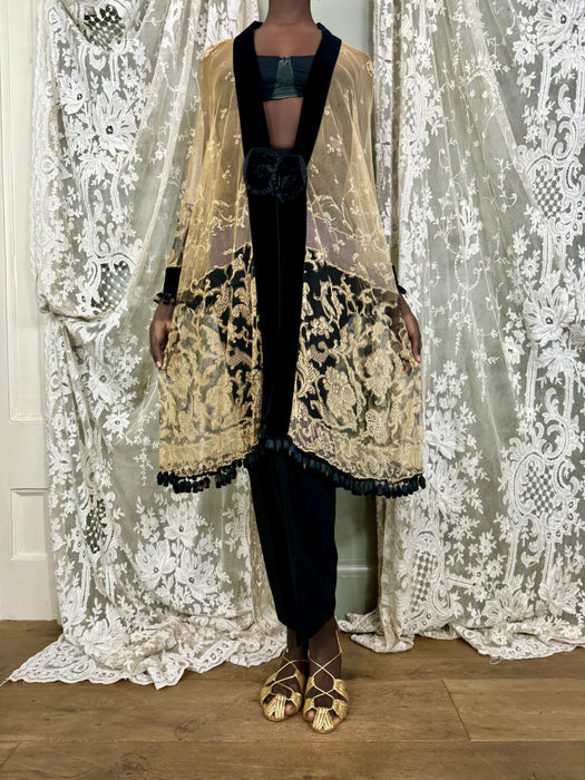Portia, 30s cream and black fine lace coat