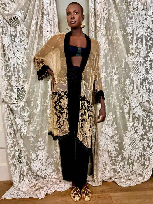 Portia, 30s cream and black fine lace coat