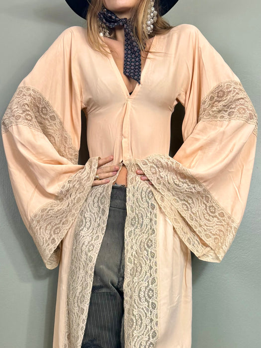 Astuce, 40s silk and lace angel sleeve robe