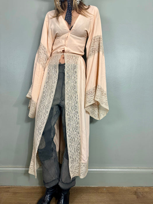 Astuce, 40s silk and lace angel sleeve robe