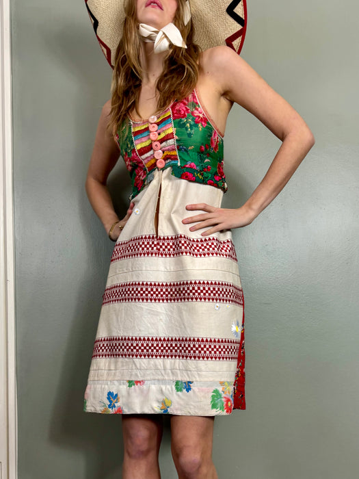 Jennifer, Hungarian folk 50s cotton dress