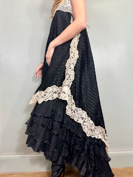 Salita, Victorian black and cream lace dress