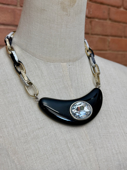Jasmir, reworked 70s necklace