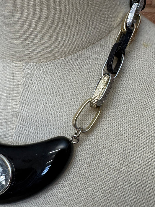 Jasmir, reworked 70s necklace