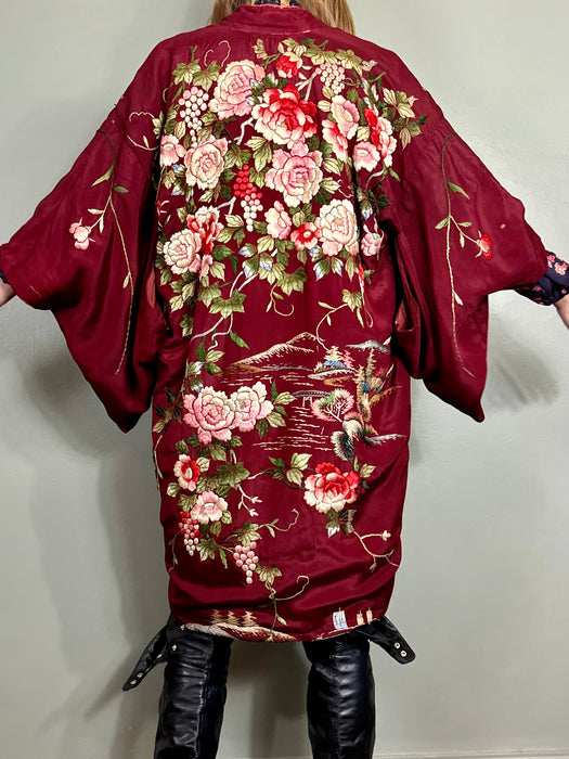 Sakura, 40s Burgundy silk embroidered kimono