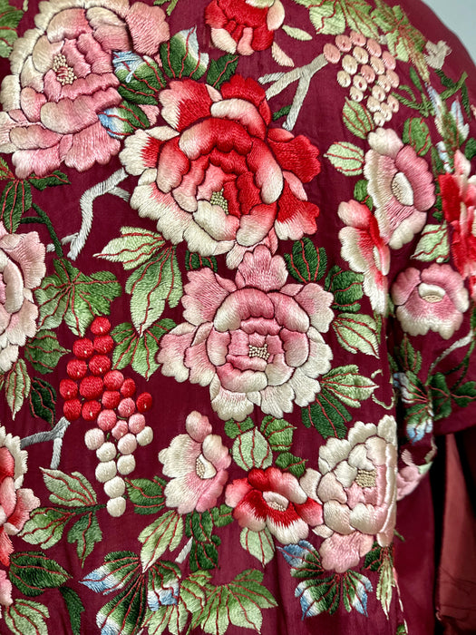 Sakura, 40s Burgundy silk embroidered kimono