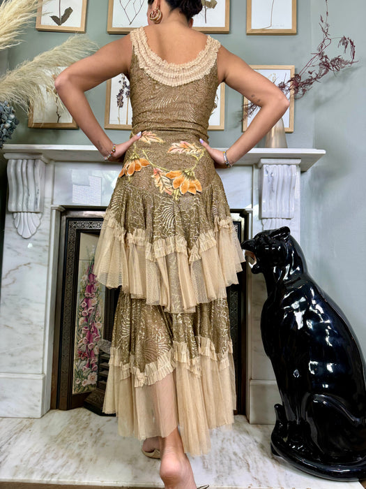 Sabine, 30s gold lace and net dress