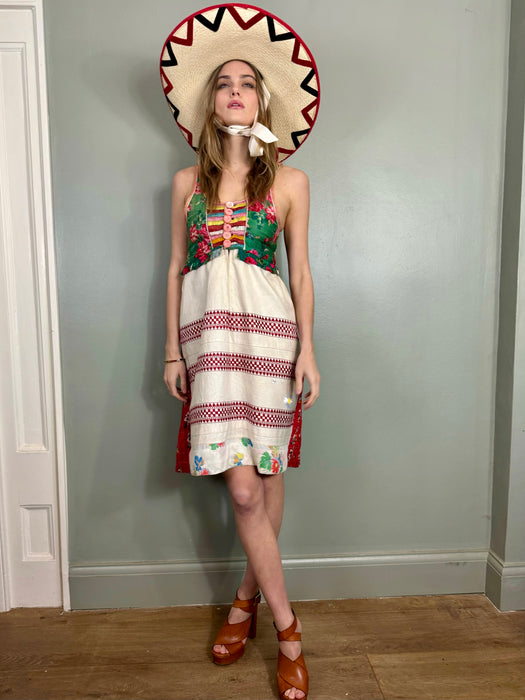 Jennifer, Hungarian folk 50s cotton dress