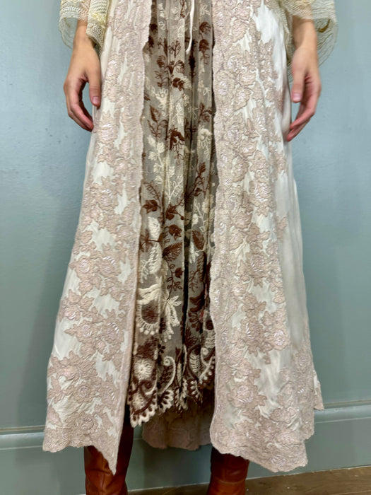 Emmanuelle, 30s silk and lace robe