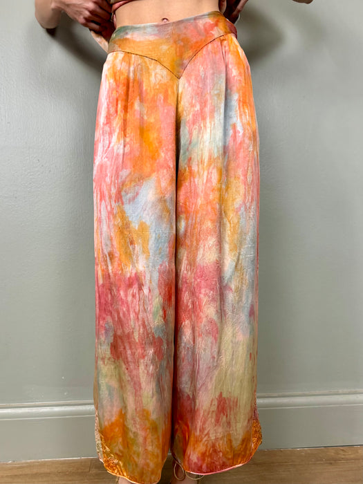 Evie, 20s silk tie dyed lounge set