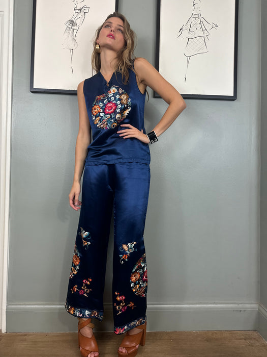 Ariadne, 40s Chinese navy and embroidered set