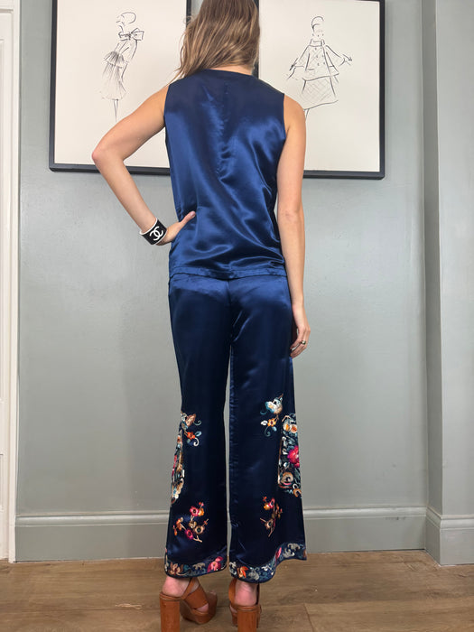 Ariadne, 40s Chinese navy and embroidered set