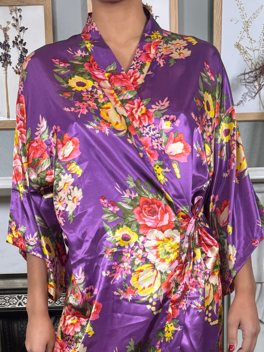 Zora, 50s floral silk robe