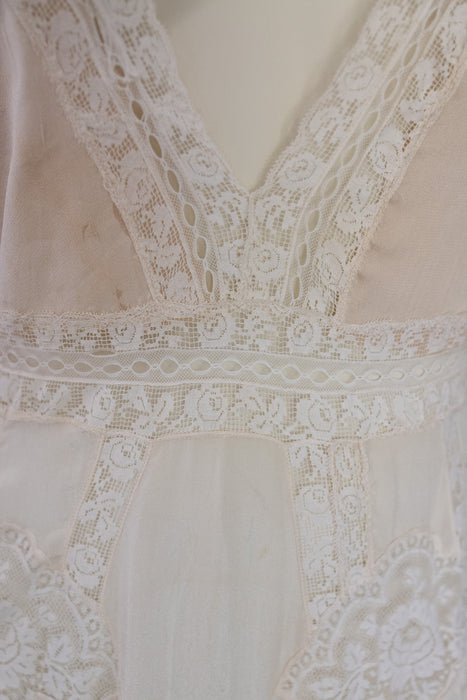 Yuri, reworked 20s cream silk and lace scalloped dress