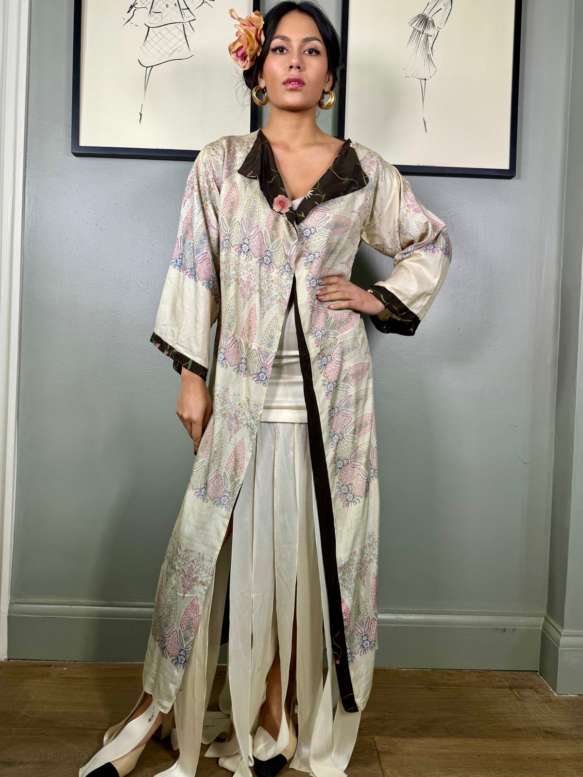 Double Vented Robe Octavia, double sided 40s silk robe – One Vintage