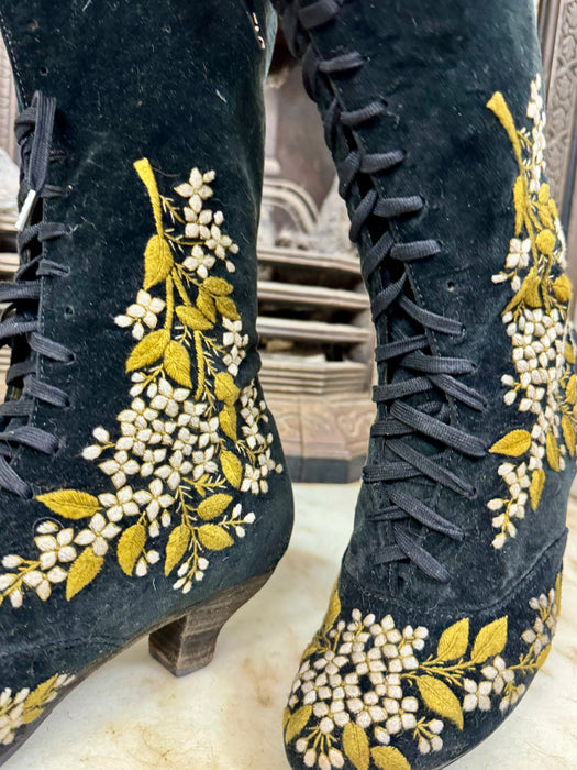 Christian, 80s embroidered floral suede boots