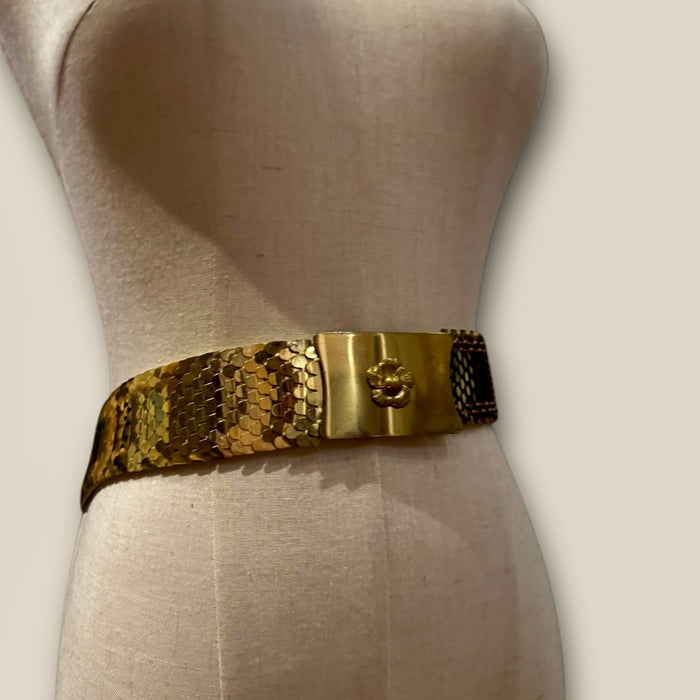 Voss, 70s fishscale elastic gold belt