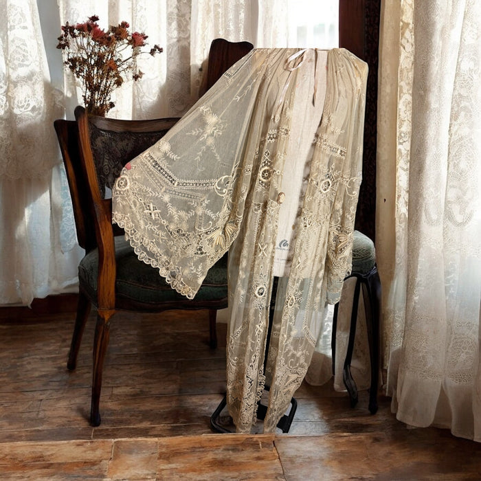 Bailey, original 30s French cream lace coat