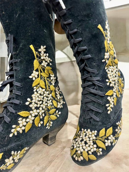 Christian, 80s embroidered floral suede boots