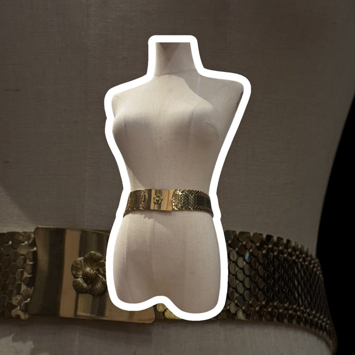 Voss, 70s fishscale elastic gold belt