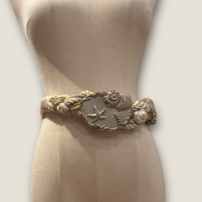 Carolyn Tanner, adjustable white and silver shells belt
