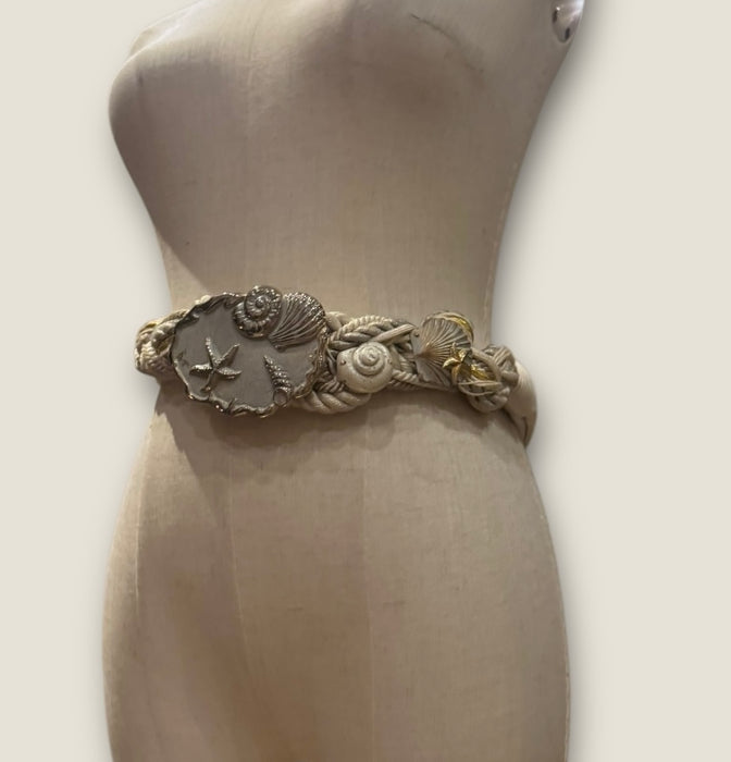 Carolyn Tanner, adjustable white and silver shells belt