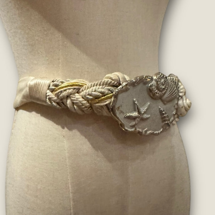 Carolyn Tanner, adjustable white and silver shells belt